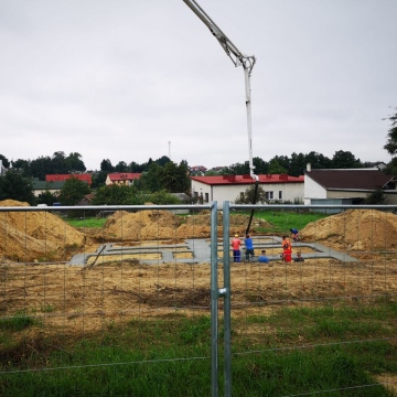 Rozpoczęliśmy prace przy fundamentach na Jesionowej.